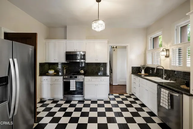 $1,999,000 | 464 North Myrtle Avenue, Monrovia, CA 91016