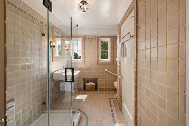 $1,999,000 | 464 North Myrtle Avenue, Monrovia, CA 91016