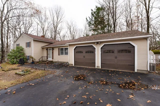 $495,000 | 20 Rocky Hill Drive, Brunswick, ME 04011