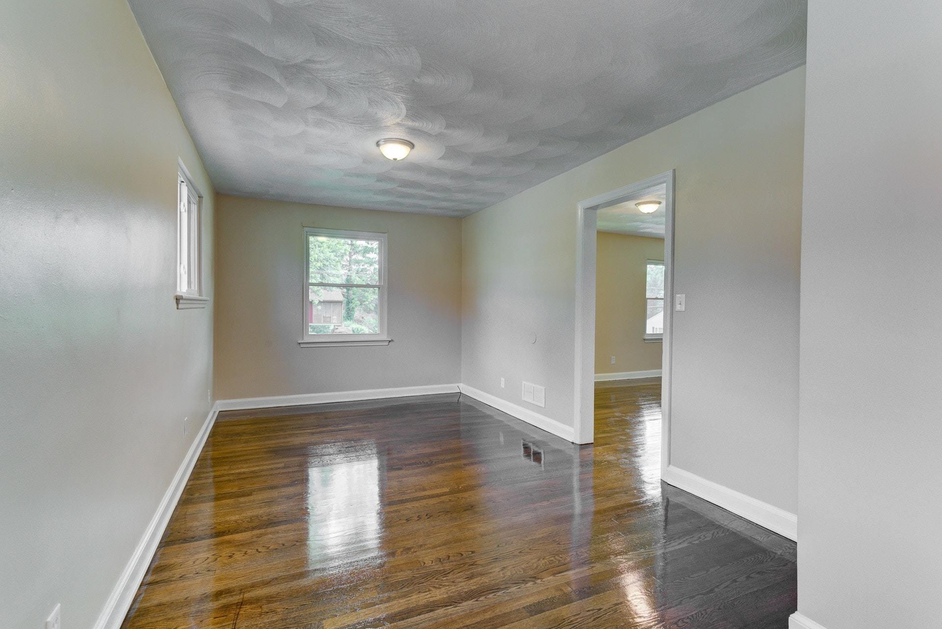 7066 Brookview Road Roanoke, VA 24019 - Photo 10 of 32 012-313454-12-7066 Brookview Rd-6_775207