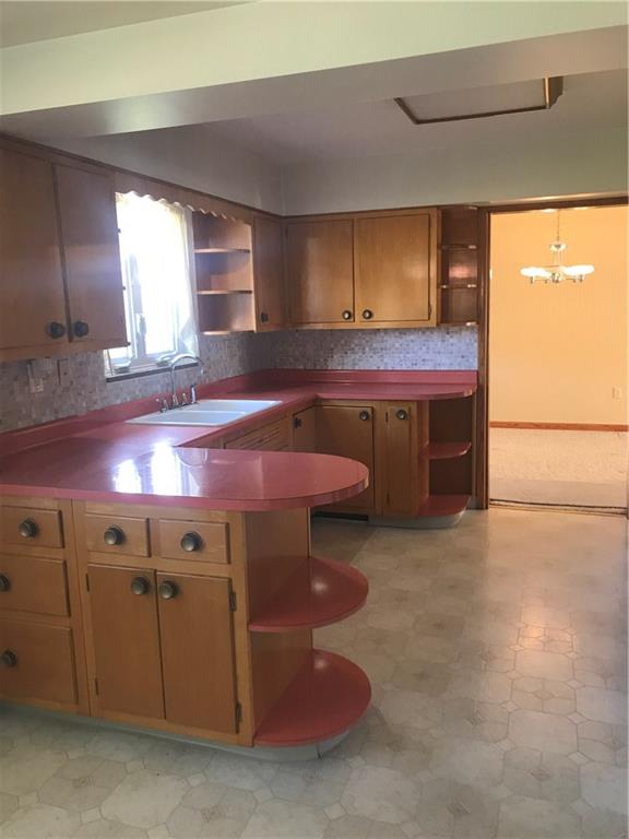 2786 Brodhead Road Aliquippa, PA 15001 - Photo 4 of 25 Gallery Image 4