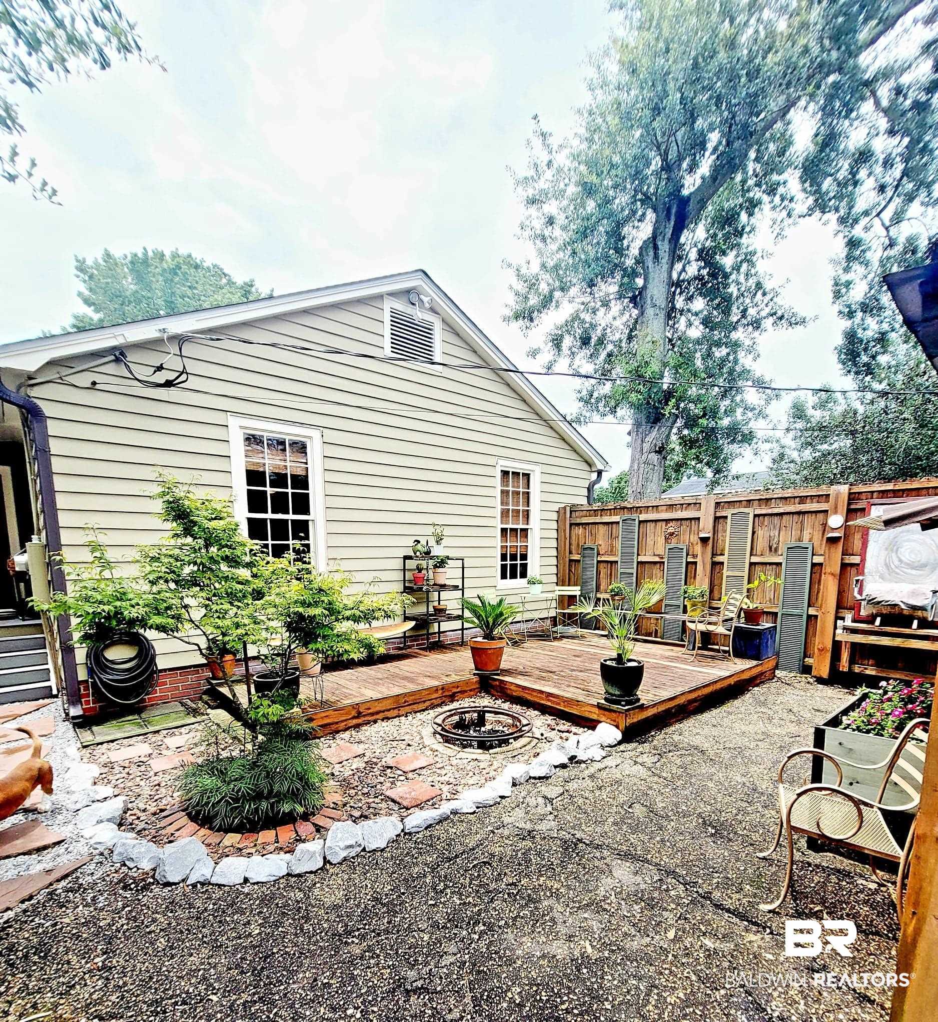 2005 Emogene Street Mobile, AL 36606 - Photo 19 of 32