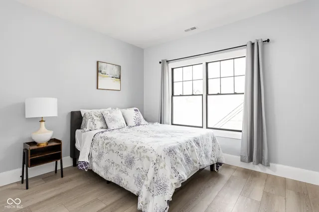 $615,000 | 5678 North College Avenue, Indianapolis, IN 46220