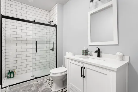 $615,000 | 5678 North College Avenue, Indianapolis, IN 46220