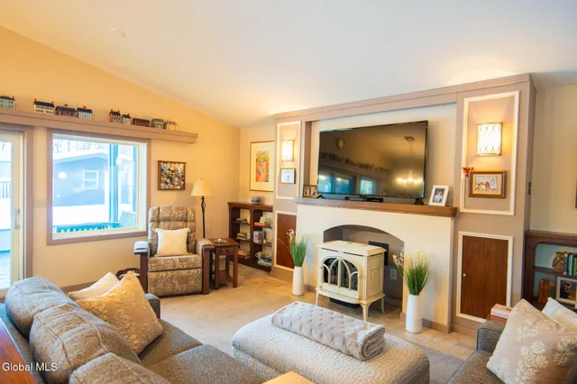 $549,900 | 10662 Highway 149, Fort Ann, NY 12827