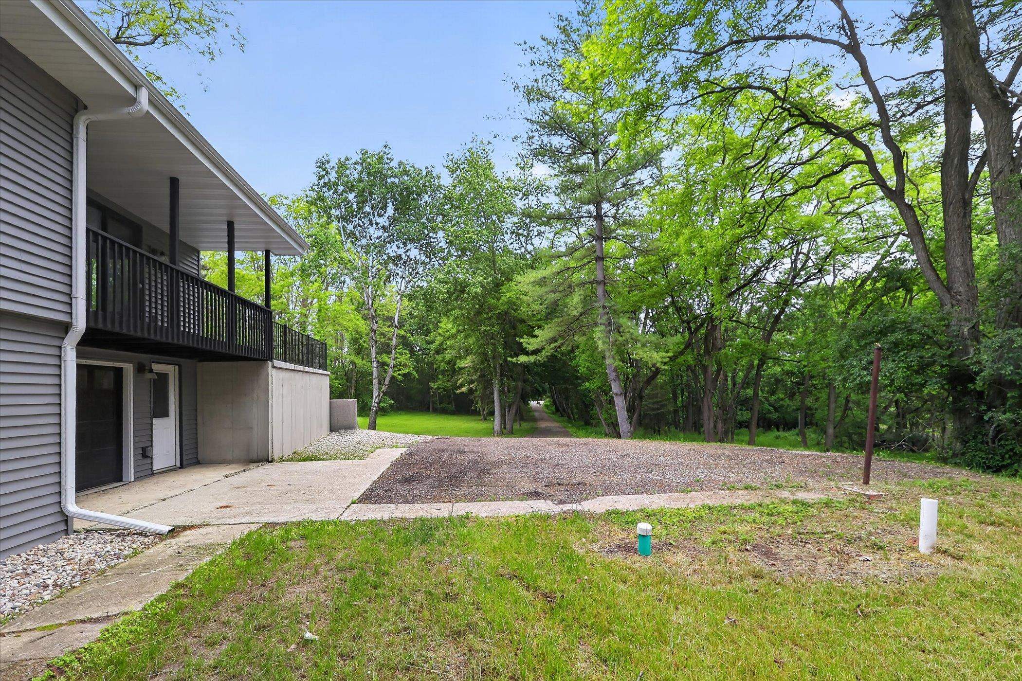 2226 North Britt Road Janesville, WI 53548 - Photo 10 of 46