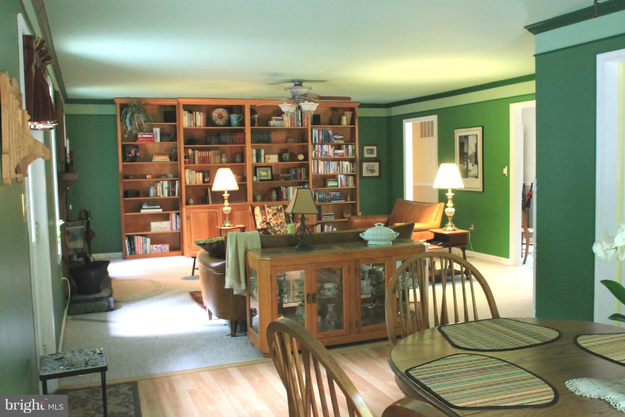 9701 Ritter Road Nokesville, VA 20181 - Photo 14 of 30 Living Room