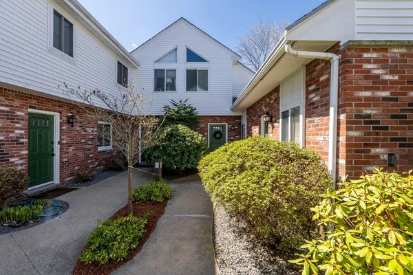 $330,000 | 233 Lake Street, Unit B, Weymouth, MA 02189