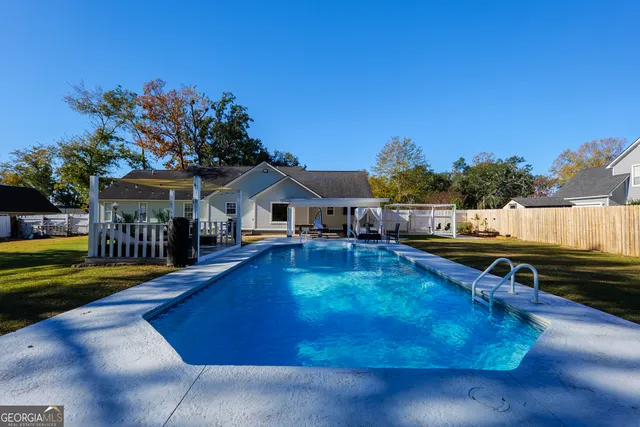 $360,000 | 3759 Creekwood Drive, Valdosta, GA 31602