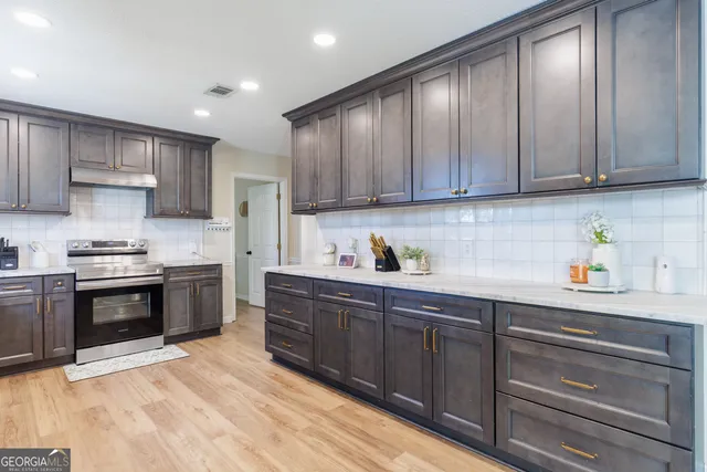 $360,000 | 3759 Creekwood Drive, Valdosta, GA 31602