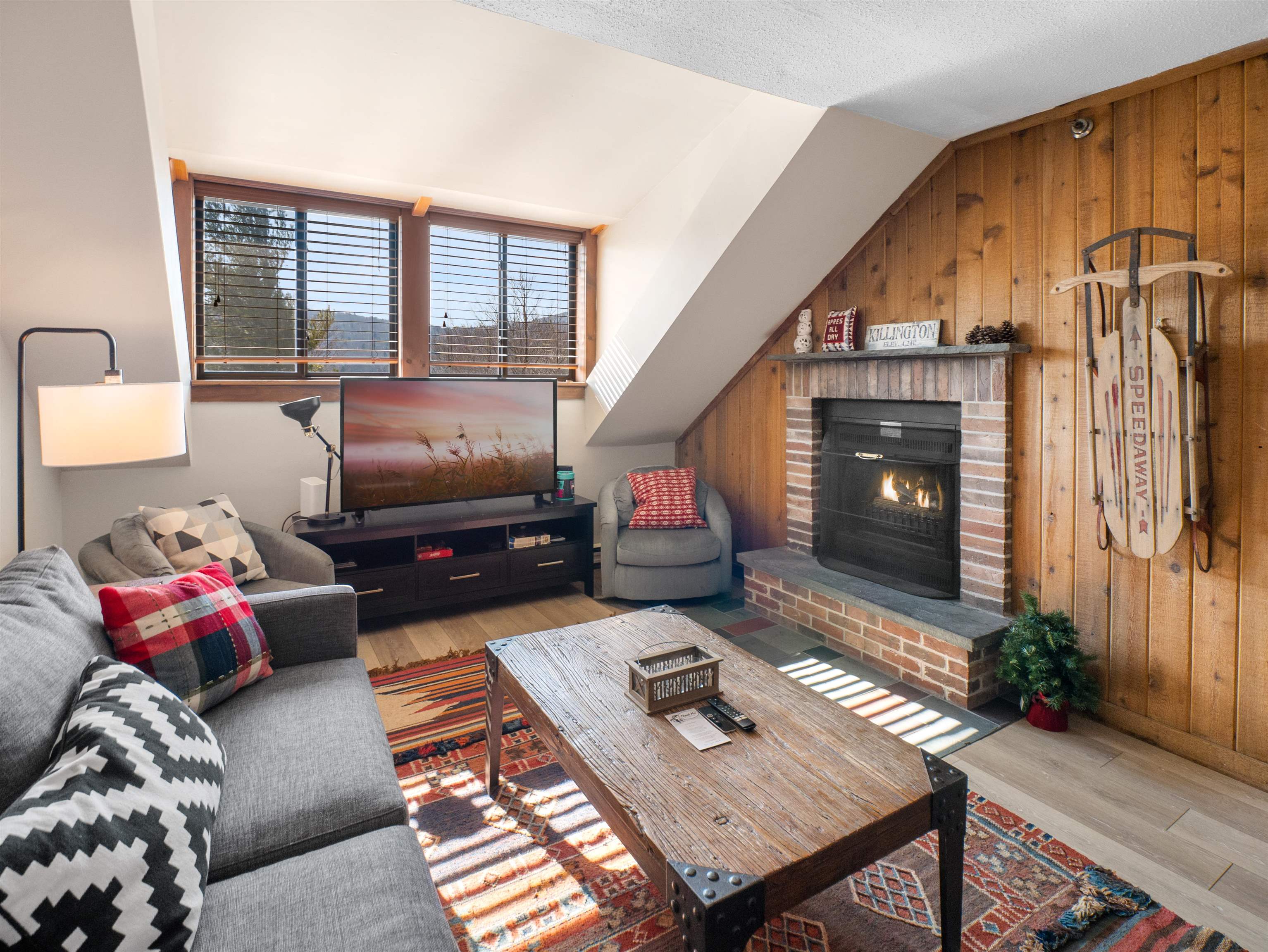 137 East Mountain Road, Unit 2F1 Killington, VT 05751 - Photo 2 of 39 Gallery Image 2