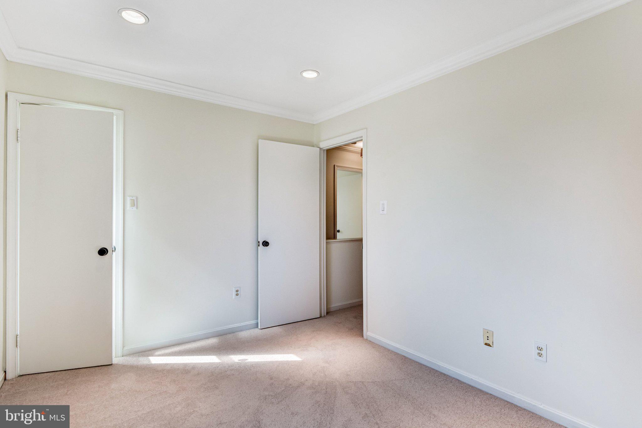 4524 Samuels Pine Road Chantilly, VA 20151 - Photo 27 of 35