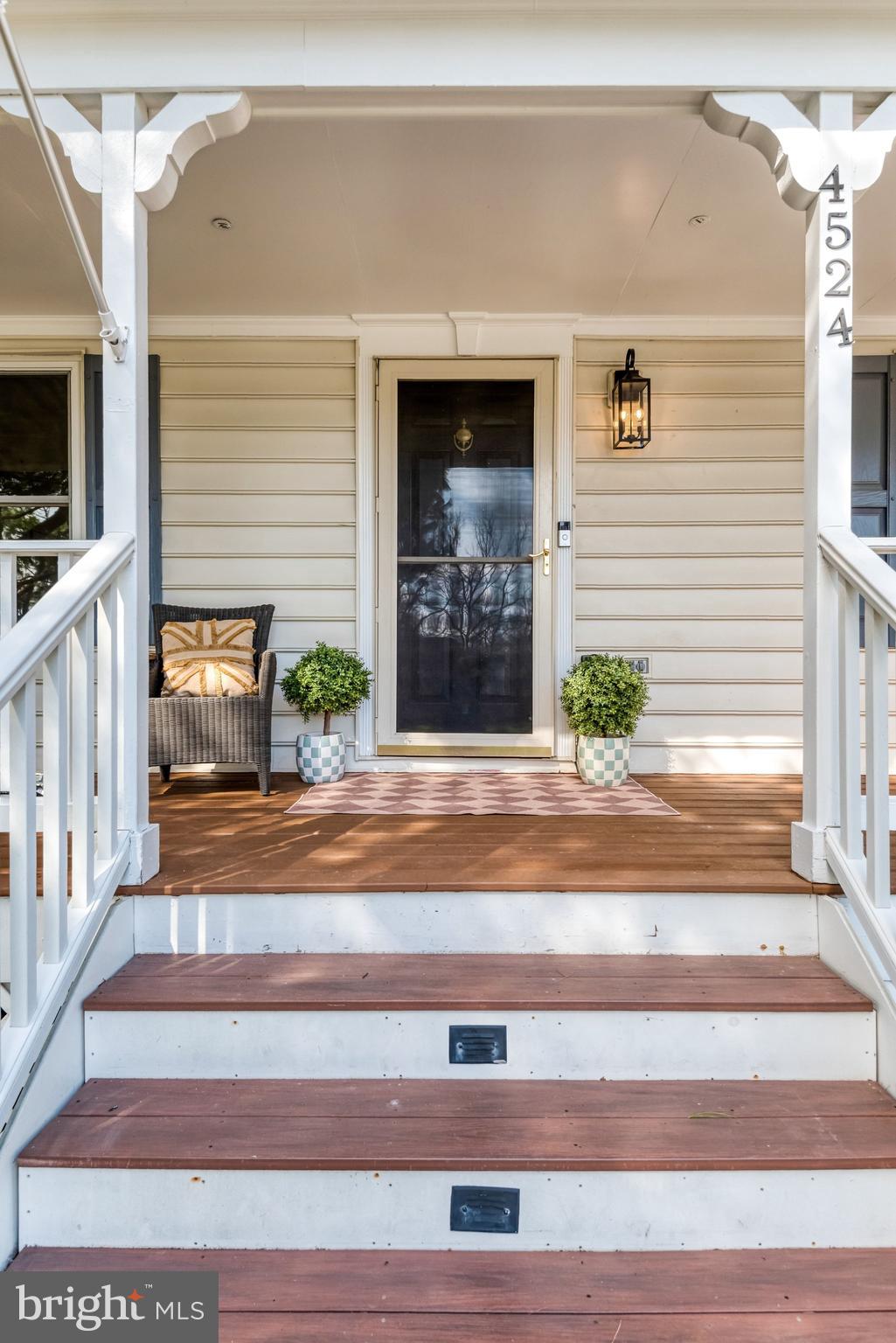 4524 Samuels Pine Road Chantilly, VA 20151 - Photo 3 of 35