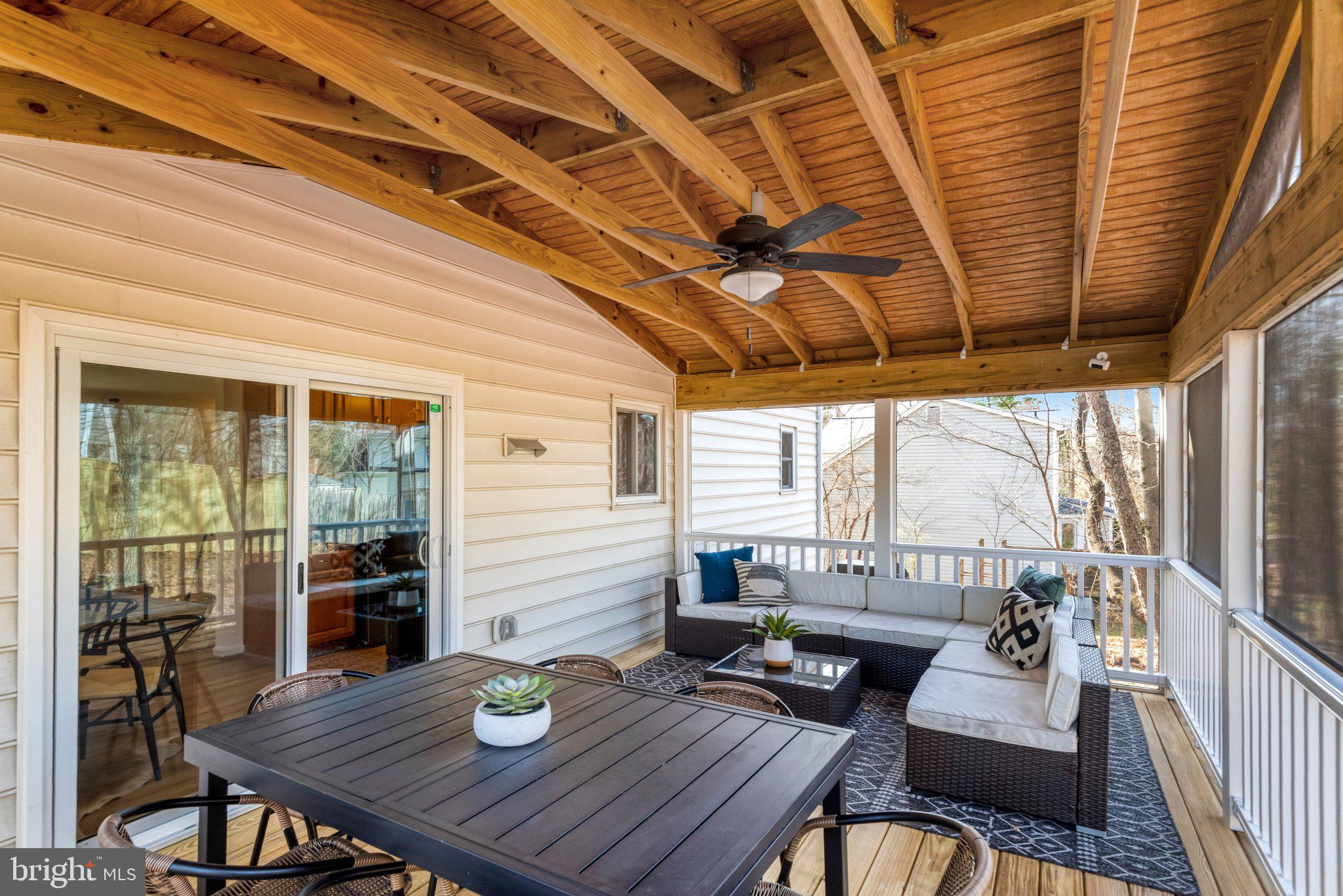 4524 Samuels Pine Road Chantilly, VA 20151 - Photo 7 of 34