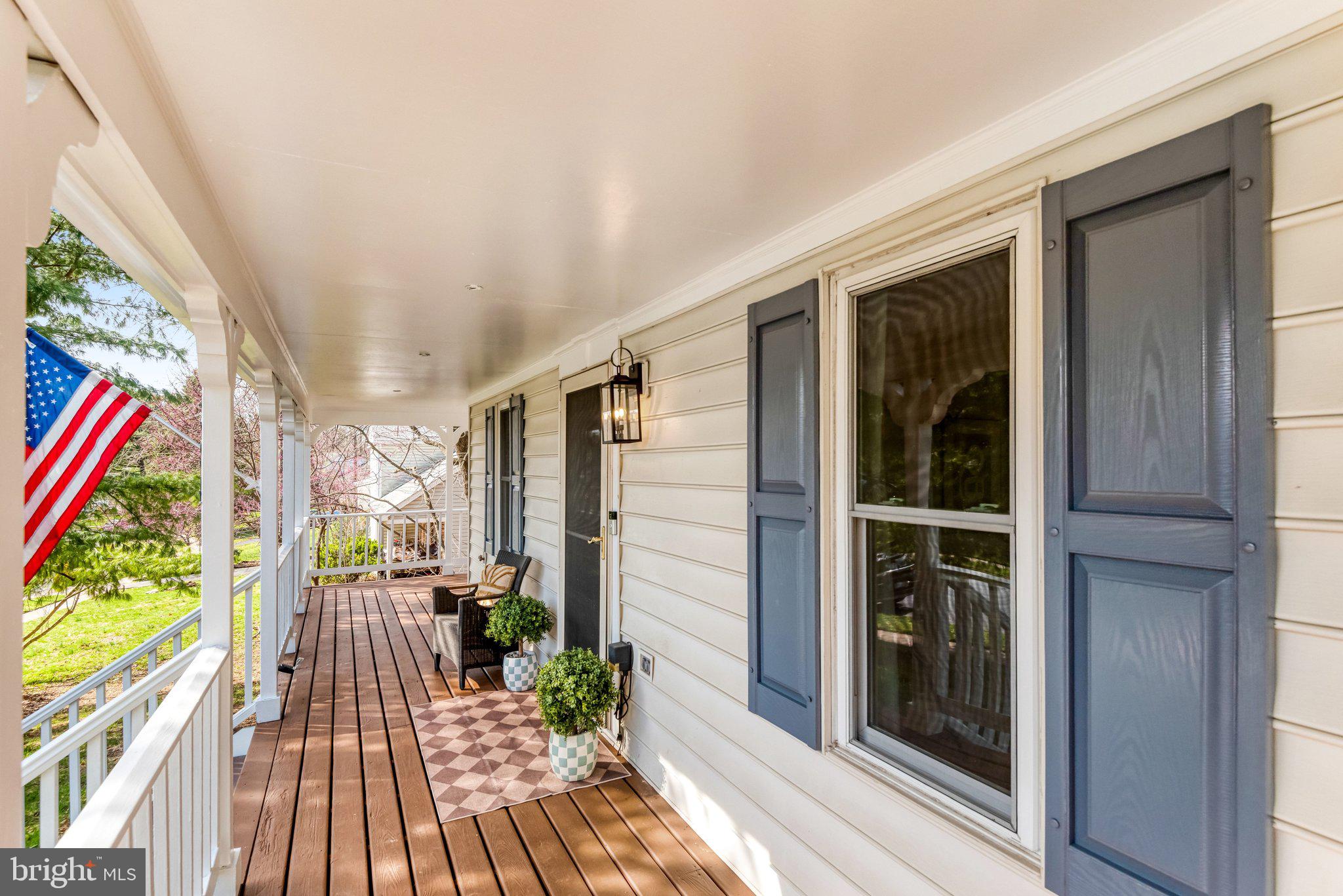 4524 Samuels Pine Road Chantilly, VA 20151 - Photo 10 of 35