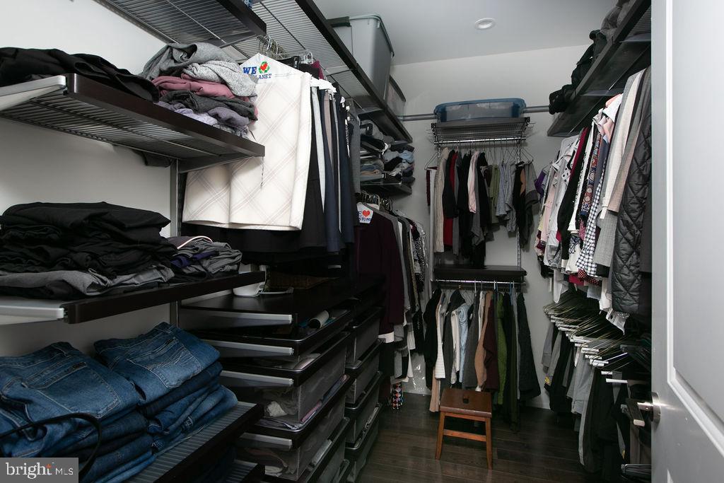 307-9 Reed Street, Unit C Philadelphia, PA 19147 - Photo 16 of 27 Master separate walk in closet