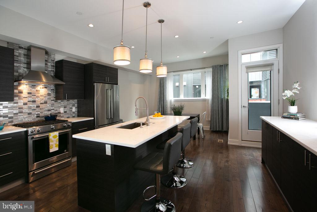 307-9 Reed Street, Unit C Philadelphia, PA 19147 - Photo 9 of 27