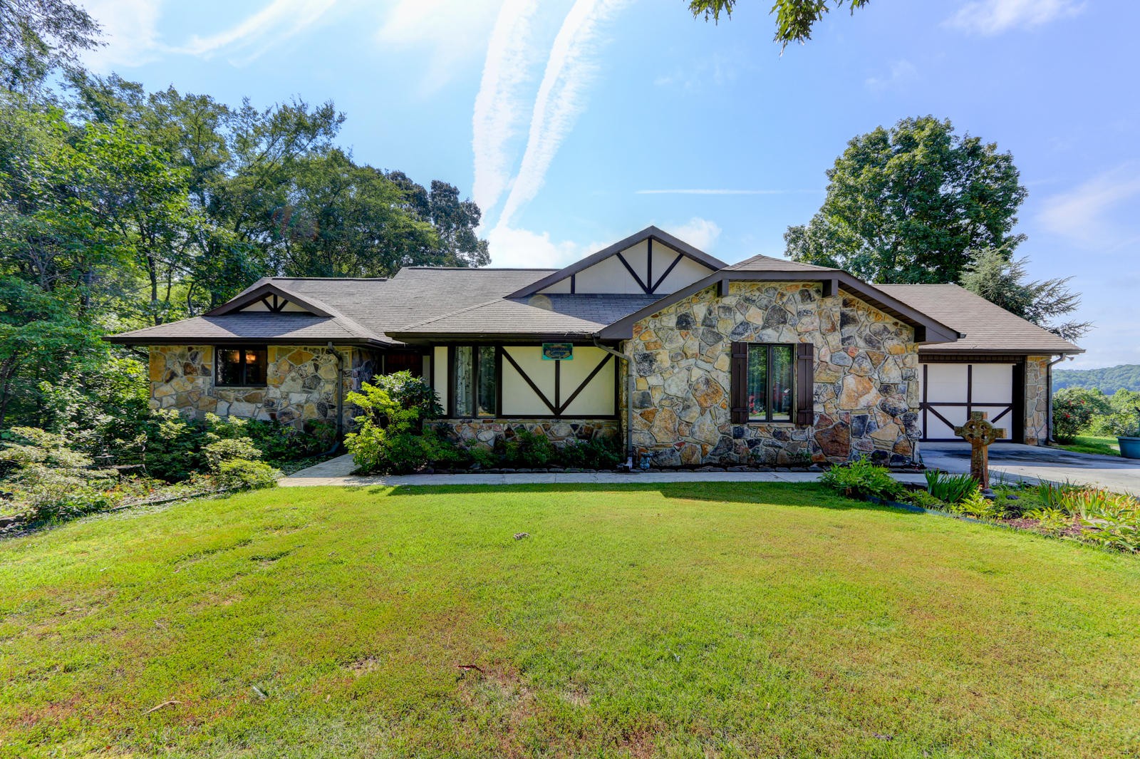 346 Myers Road Kingston, TN 37763 - Photo 1 of 39 Gallery Image 1