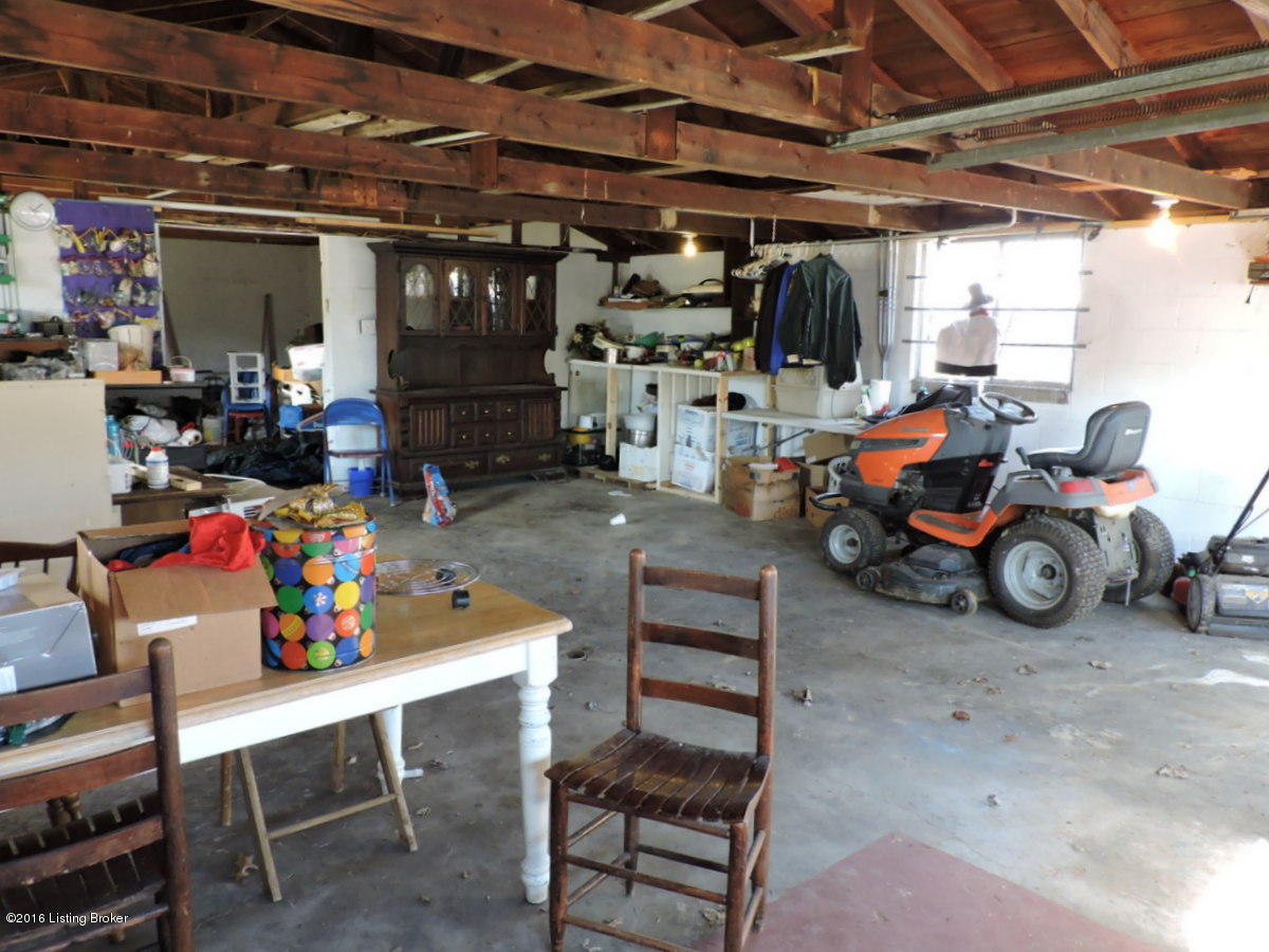 1111 Penile Road Louisville, KY 40272 - Photo 21 of 26 Main Garage Interior