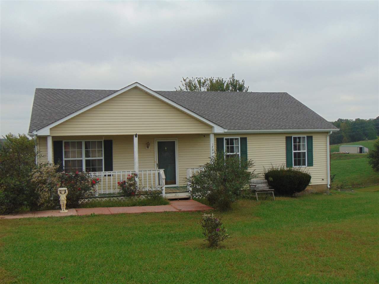 1722 Halifax Road Scottsville, KY 42164 - Photo 1 of 17 Gallery Image 1