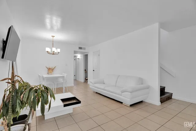 $205,000 | Undisclosed Address, Bakersfield, CA 93309