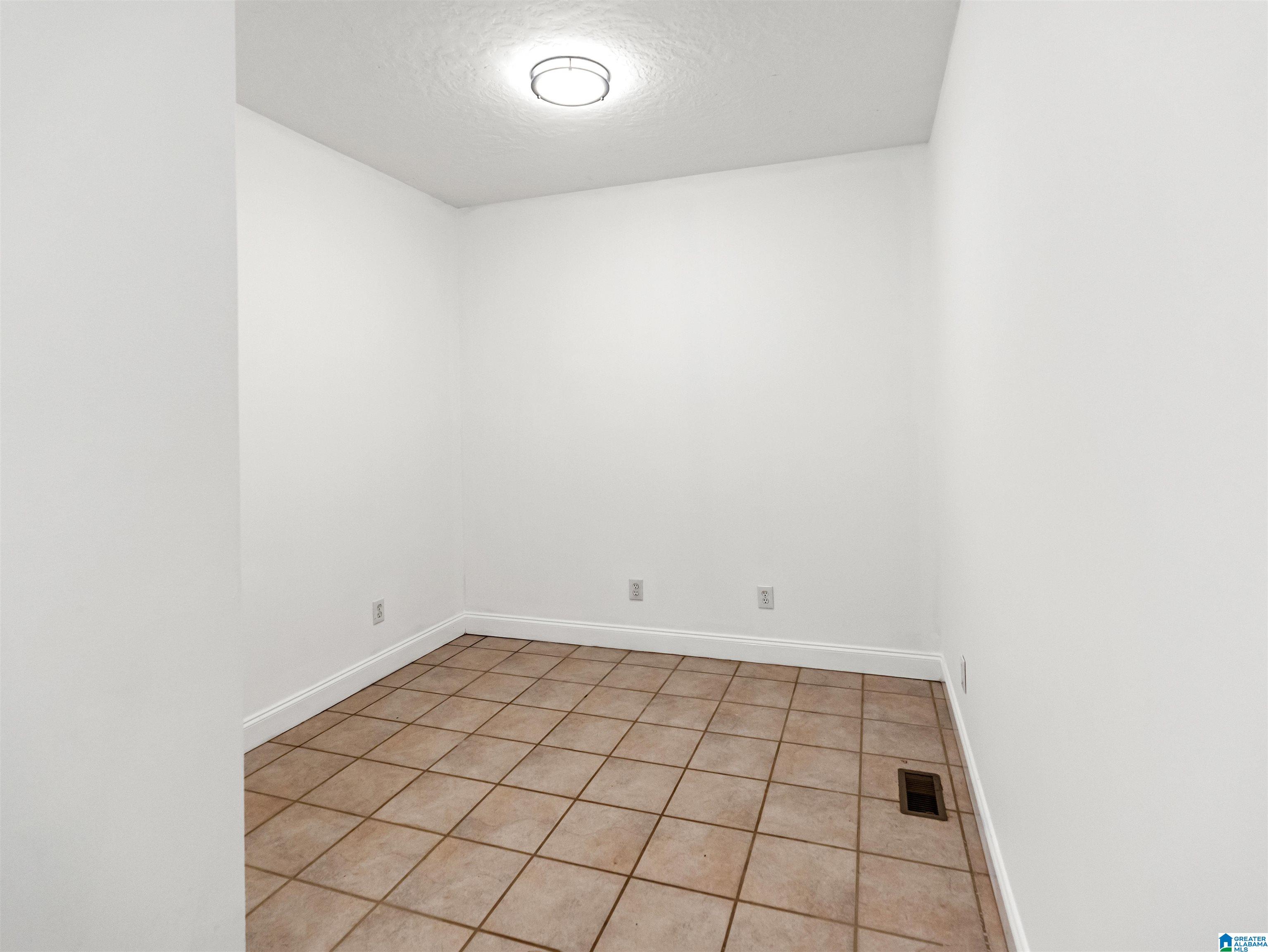 194 Anna Mattison Road Oxford, AL 36203 - Photo 16 of 97