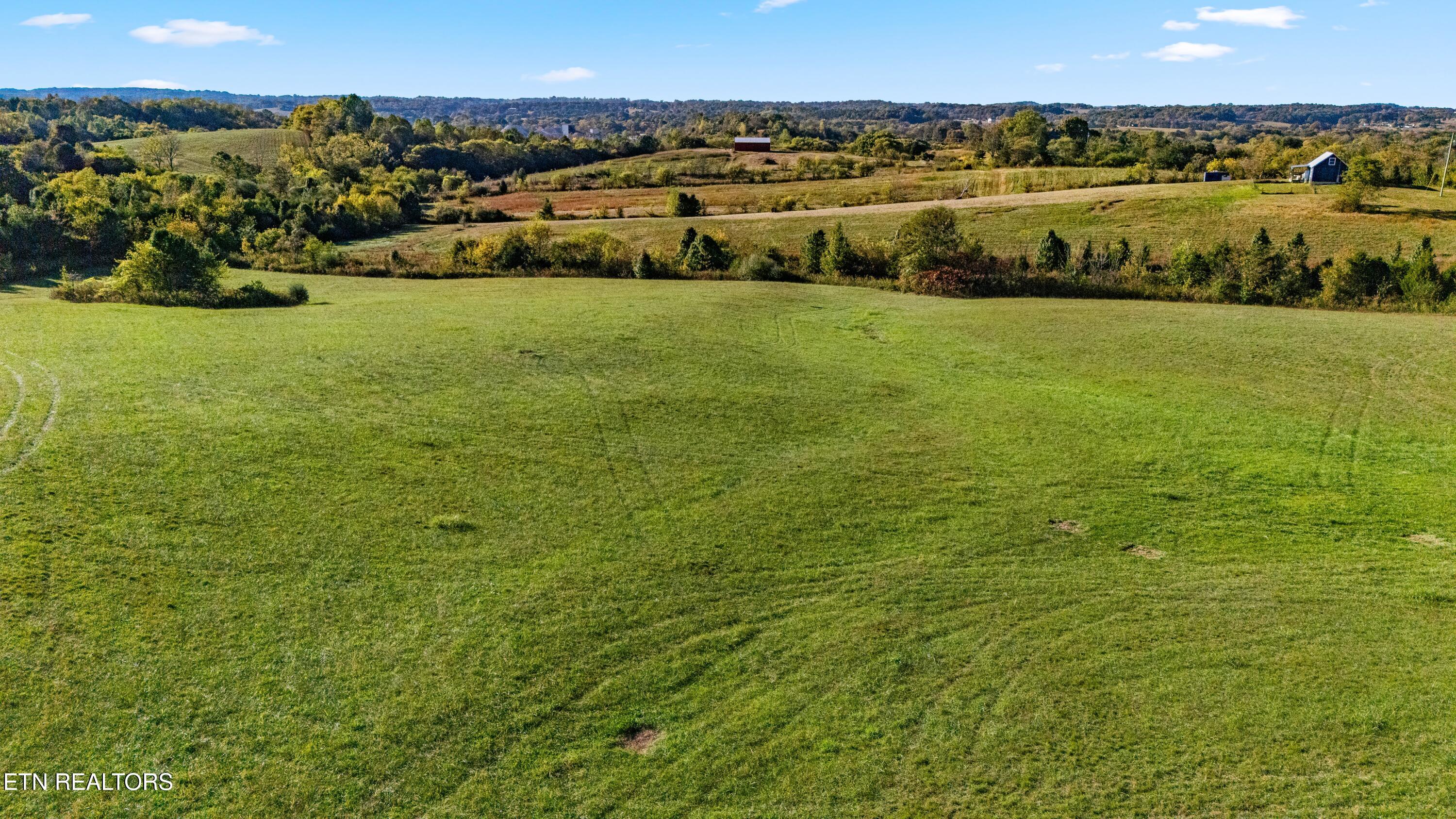 Hiwassee Road Sweetwater, TN 37874 - Photo 5 of 13 DJI_20251015172051_0006_D