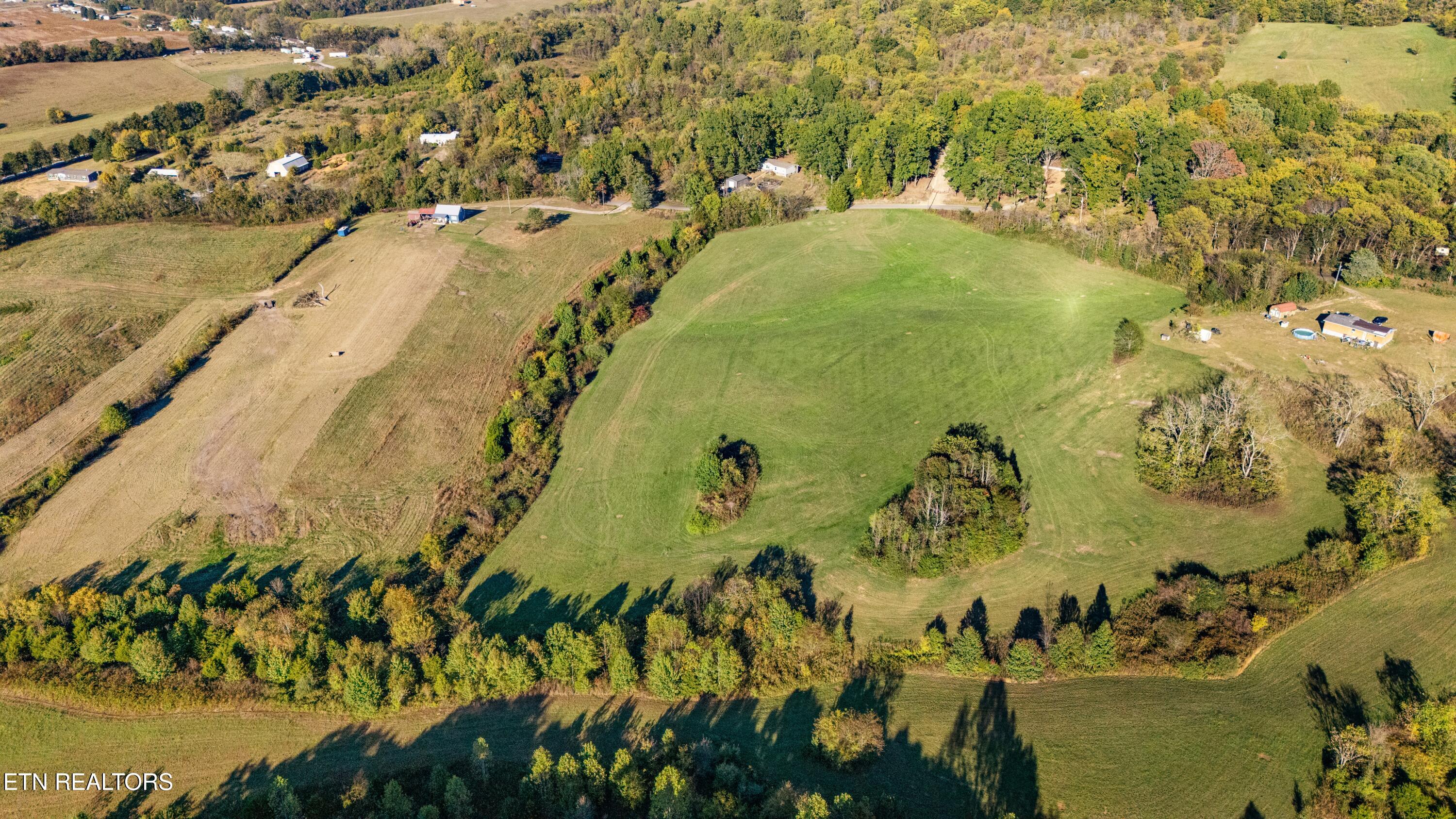 Hiwassee Road Sweetwater, TN 37874 - Photo 7 of 13 DJI_20251015171846_0003_D