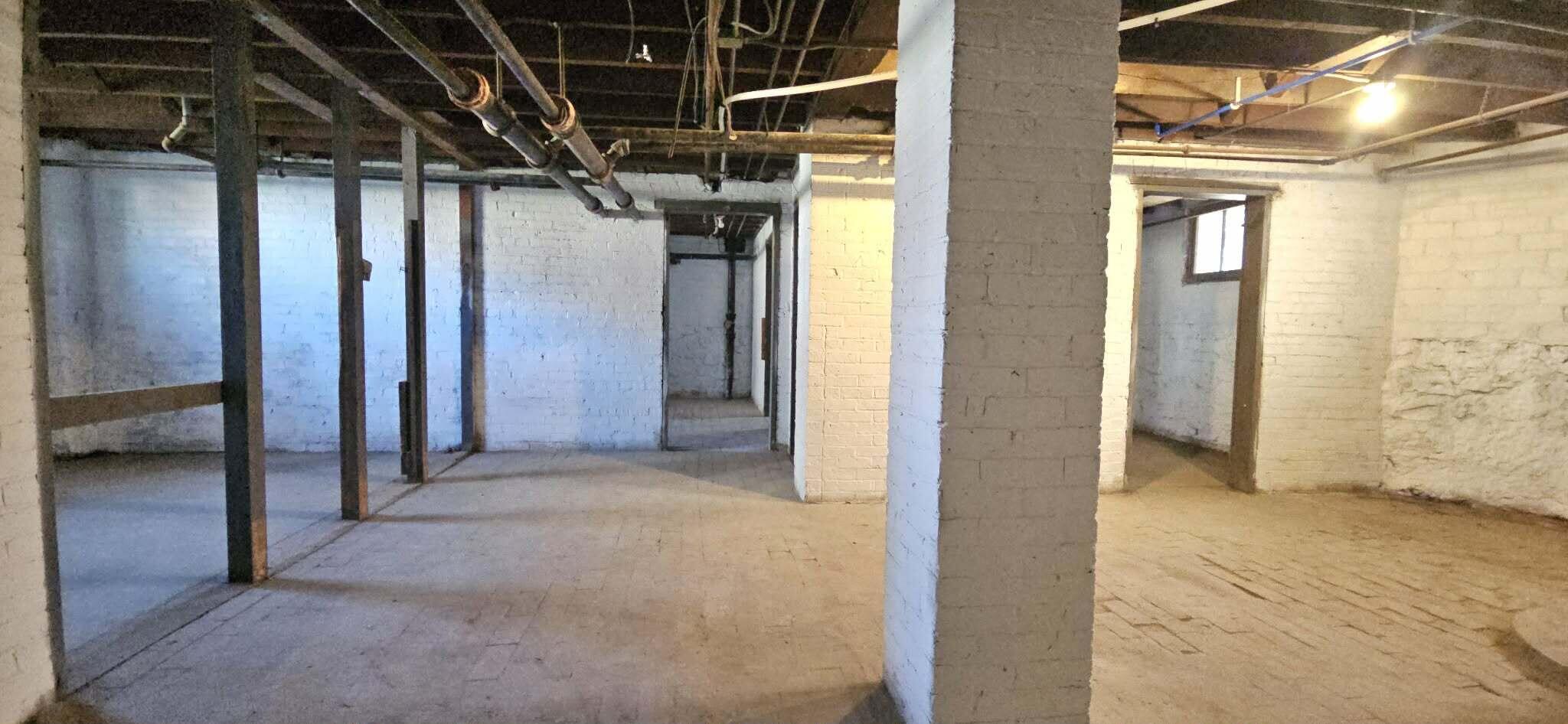 1720 College Avenue Racine, WI 53403 - Photo 21 of 22 Basement