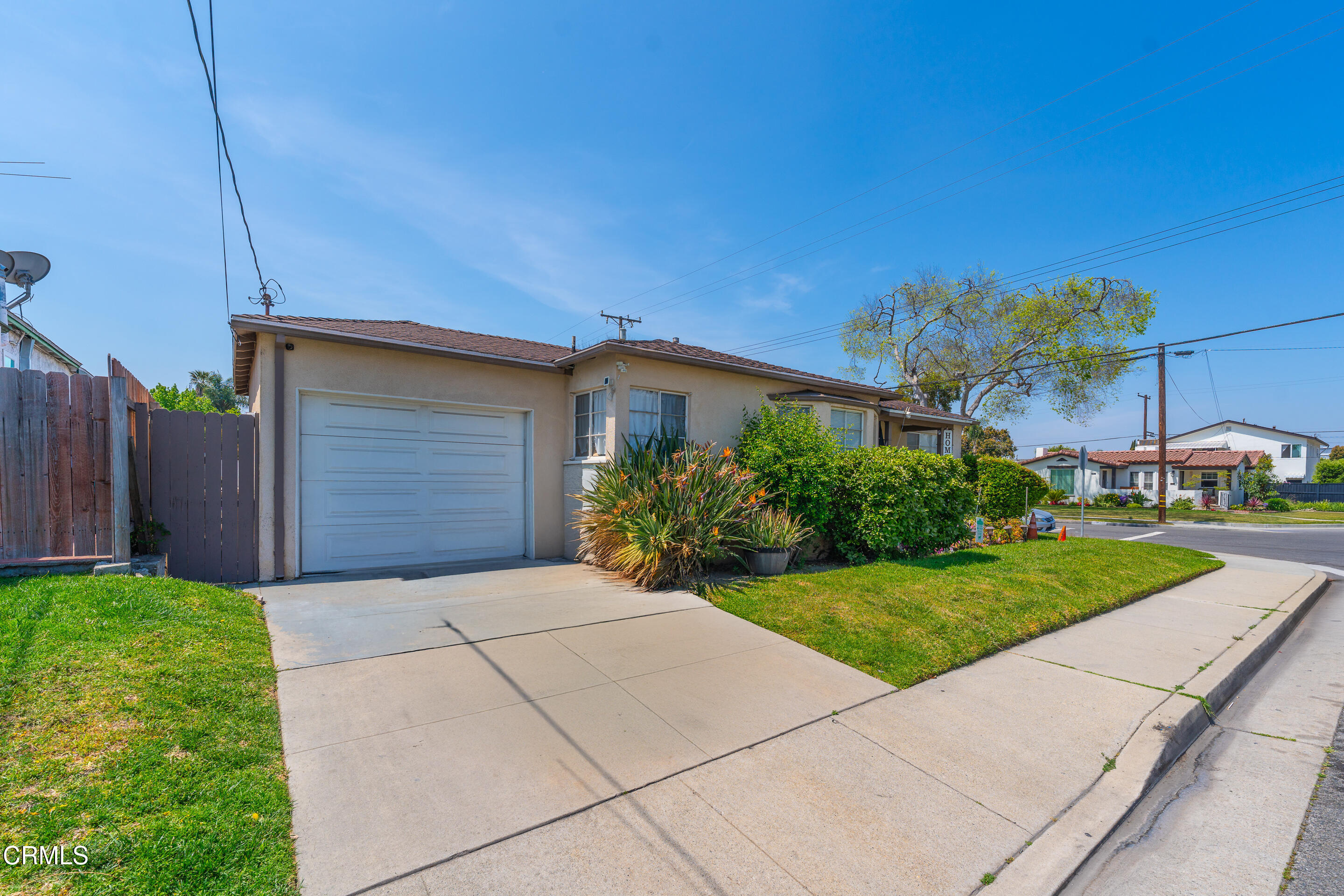 8202 5th Street Downey, CA 90241 - Photo 4 of 10 a house view with a garden space