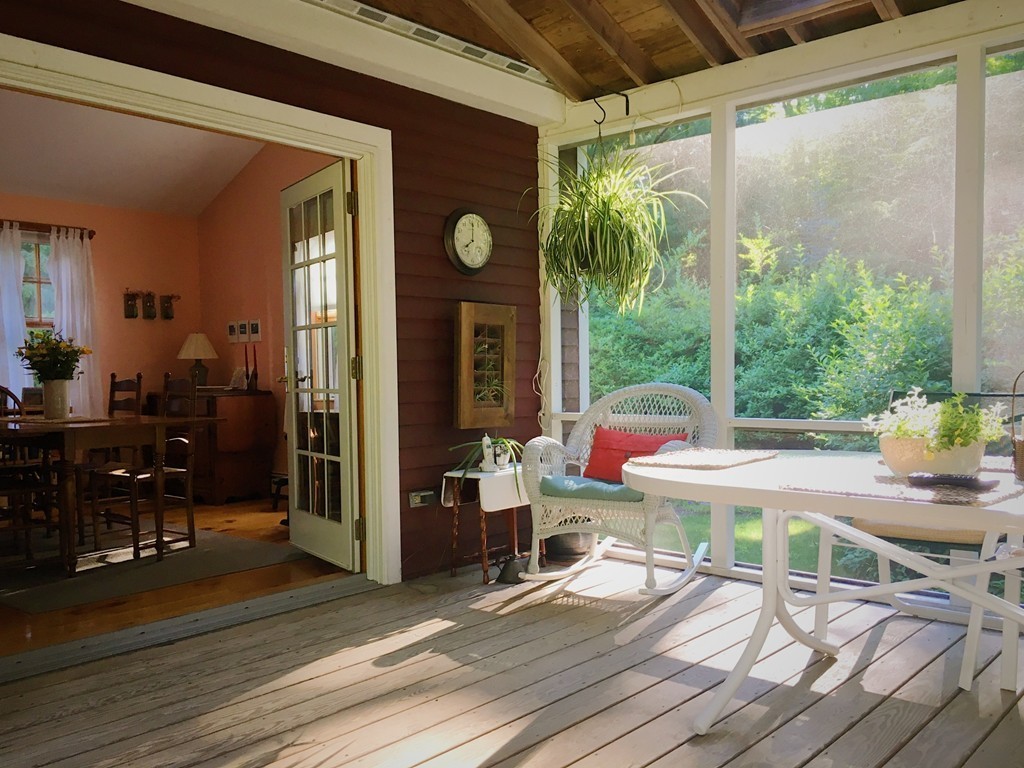 338 Upper North Row Road Sterling, MA 01564 - Photo 3 of 24 Gallery Image 3