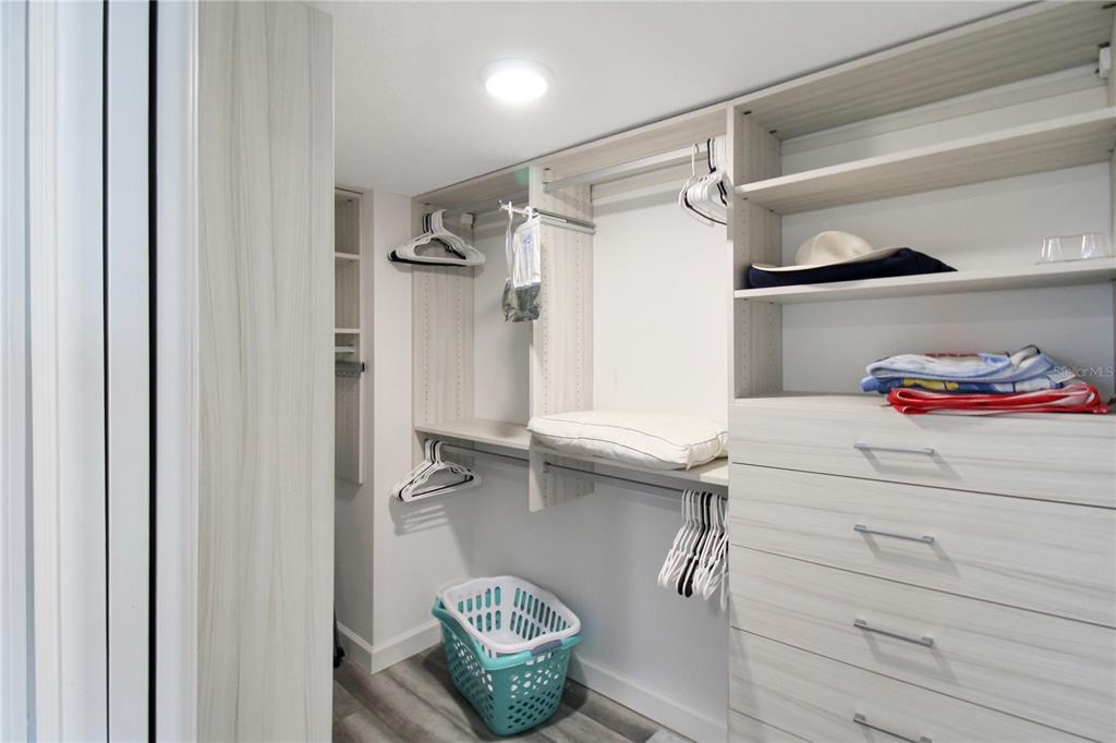 633 Alhambra Road, Unit 701 Venice, FL 34285 - Photo 46 of 55 Gallery Image 46