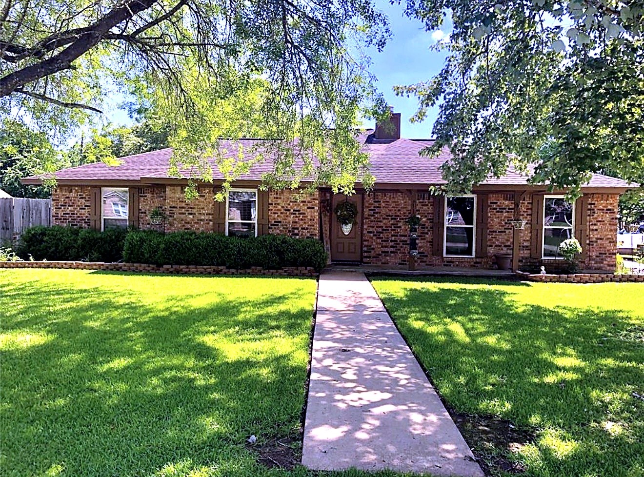 6104 Fox Ridge Drive Angleton, TX 77515 - Photo 1 of 4 Gallery Image 1