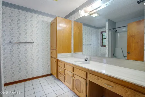 $365,000 | 107 West Bayou Shore Street, Lafayette, LA 70508