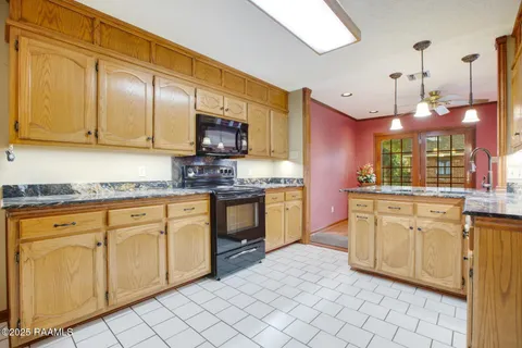 $365,000 | 107 West Bayou Shore Street, Lafayette, LA 70508