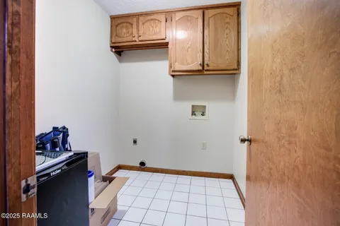 $365,000 | 107 West Bayou Shore Street, Lafayette, LA 70508