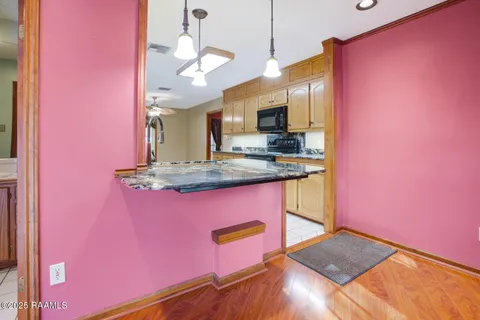 $365,000 | 107 West Bayou Shore Street, Lafayette, LA 70508