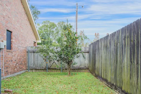 $365,000 | 107 West Bayou Shore Street, Lafayette, LA 70508