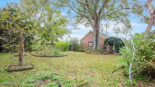 $365,000 | 107 West Bayou Shore Street, Lafayette, LA 70508