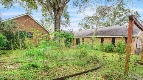 $365,000 | 107 West Bayou Shore Street, Lafayette, LA 70508