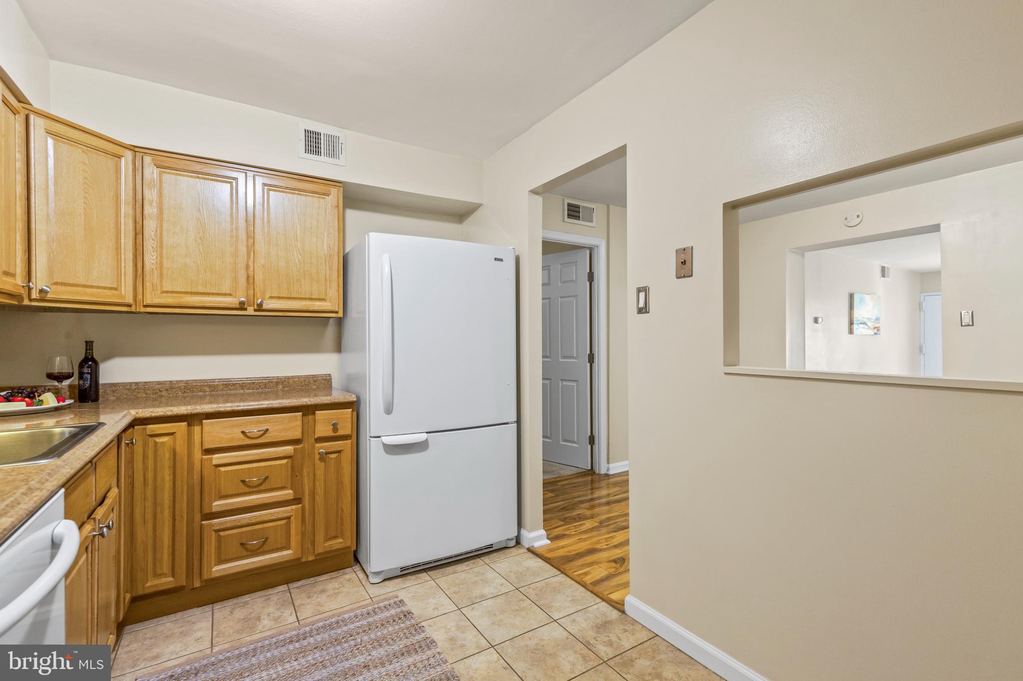 6137 Edsall Road, Unit A Alexandria, VA 22304 - Photo 15 of 33