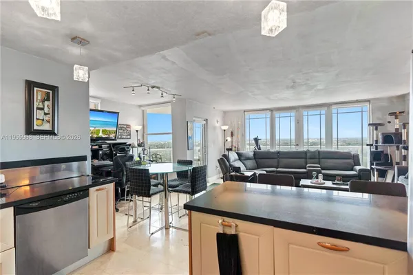 $329,999 | 1351 Northeast Miami Gardens Drive, Unit PH15E, Miami, FL 33179