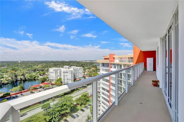 $329,999 | 1351 Northeast Miami Gardens Drive, Unit PH15E, Miami, FL 33179
