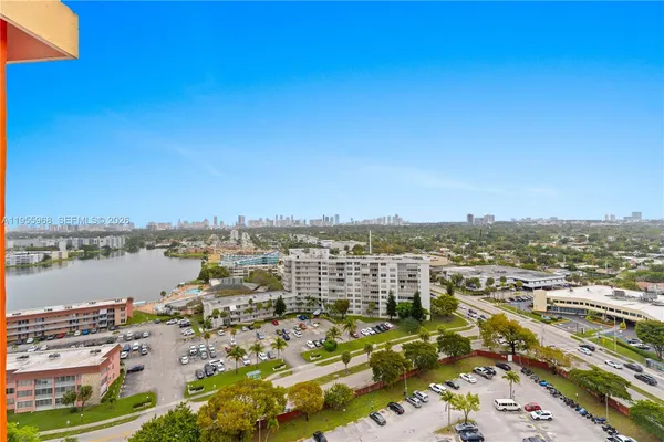 $329,999 | 1351 Northeast Miami Gardens Drive, Unit PH15E, Miami, FL 33179