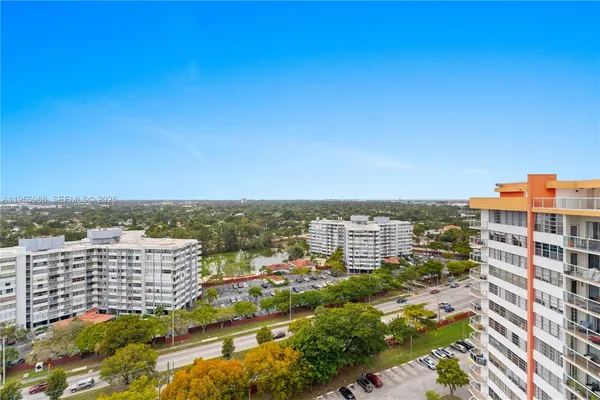 $329,999 | 1351 Northeast Miami Gardens Drive, Unit PH15E, Miami, FL 33179
