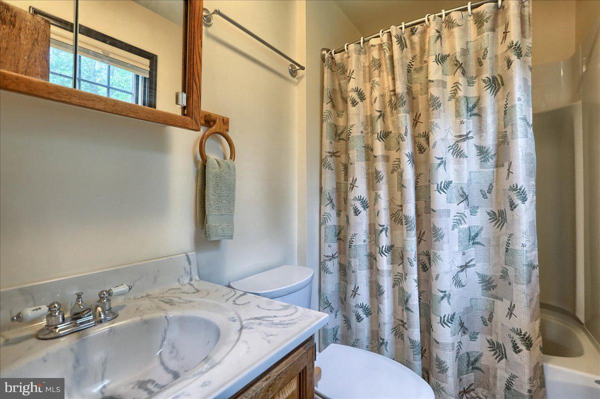 2122 Walnut Bottom Road Carlisle, PA 17015 - Photo 16 of 48 Gallery Image 16
