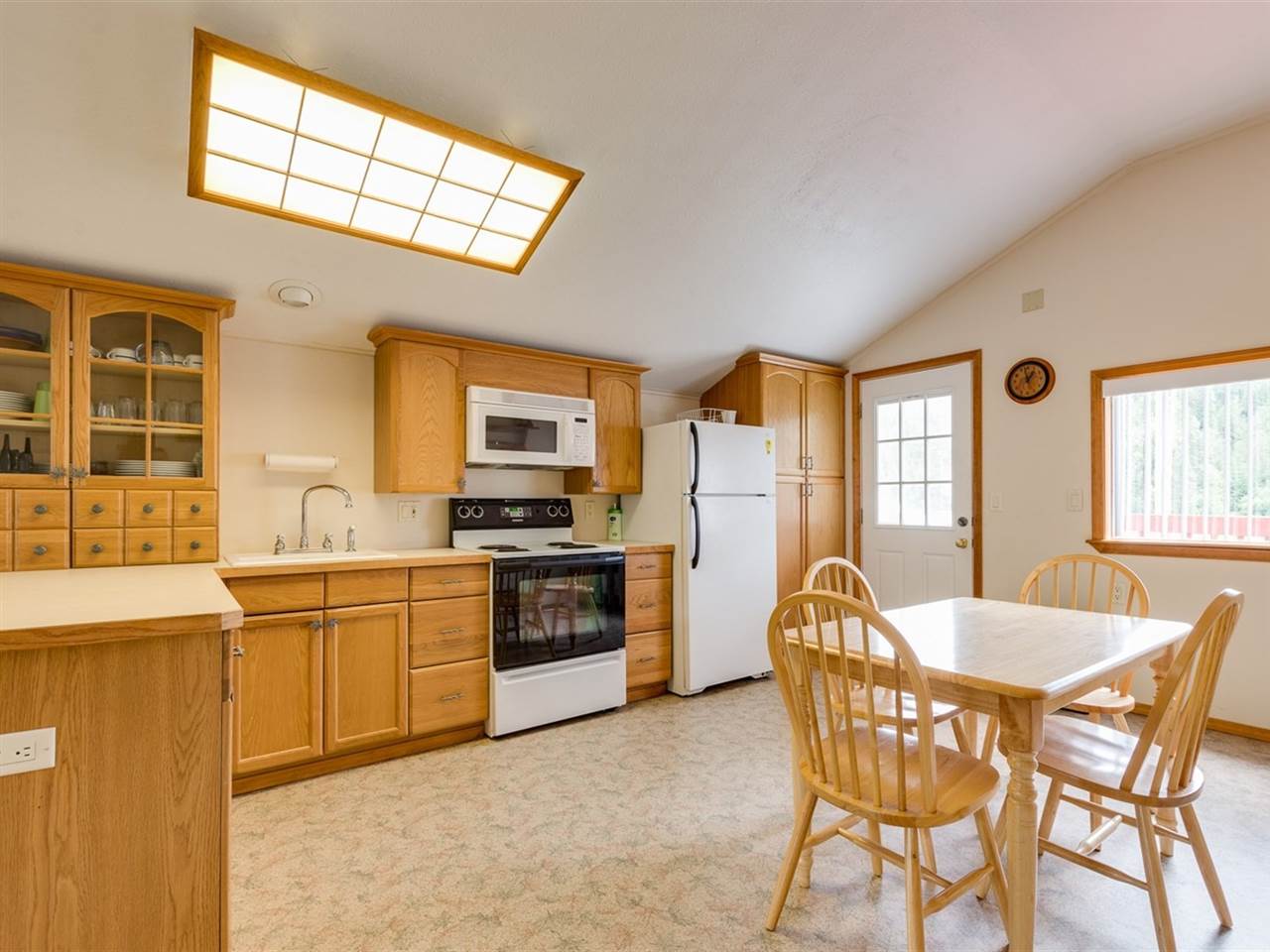 321 Dilling Road Cusick, WA 99119 - Photo 7 of 20