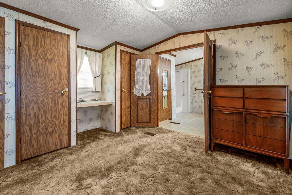 8764 National Road Southwest, Unit 118 Etna, OH 43062 - Photo 19 of 35 Primary Bedroom