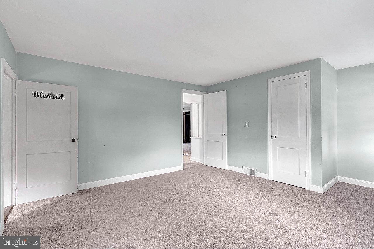 415 Sutherland Road Ewing, NJ 08618 - Photo 13 of 28 a view of empty room