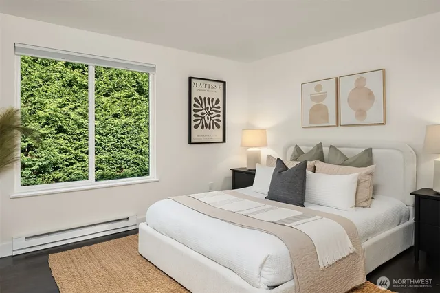 $599,000 | 202 West Olympic Place, Unit 405, Seattle, WA 98119